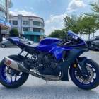2025 Yamaha YZF R1 Latest Model Akraprovic