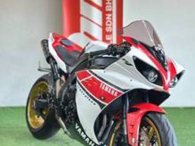 Used Yamaha R1 , Full Loan , Mid Year Promo