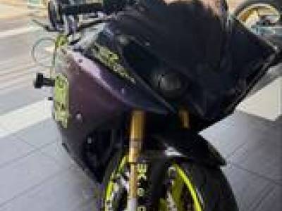 Yamaha r1 2011