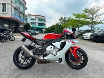 2016 Yamaha YZF R1 Facelift Low Mileage