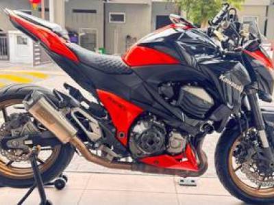 KAWASAKI Z800 ORANGE COLOUR Year 2014