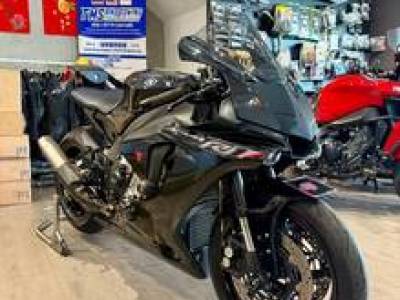 YAMAHA R1 *Low Mileage*Super Tip Top Condition