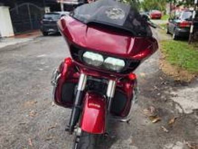 Harley Davidson Road Glide 107