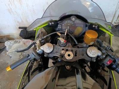 Yamaha r1 TCS