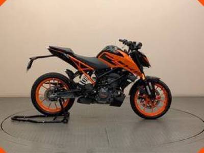 2025 KTM 200 DUKE - Hq