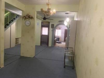 Rumah Teres 2 Tingkat di Kerteh Untuk disewa