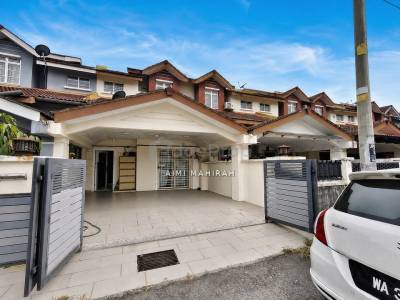 Jalan Puncak Saujana Kajang Rumah Teres 2.5 Tingkat Untuk Dijual