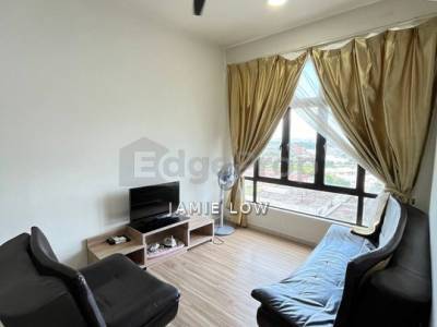 D'summer Residence