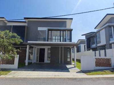 Gated Guarded 2 STOREY SEMI D Country Villa Resort Ayer Keroh Melaka