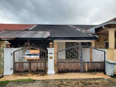 For Sale : Teres Setingkat Seri Teruntum , Kuantan !