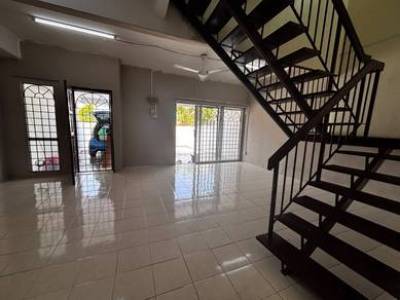 2 STY LEP , PUNCAK JALIL , LESTARI PERDANA , SERI KEMBANGAN , SERDANg