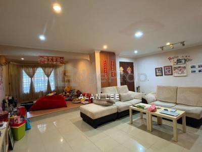 Taman Bukit Desa 2.5 Storey House
