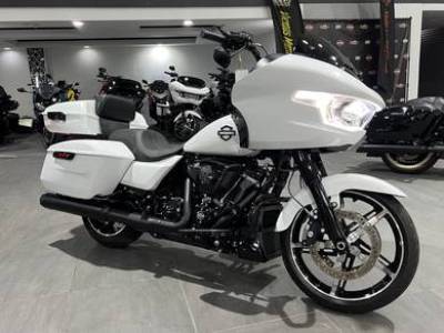 2025 Harley Davidson Road Glide 117 1HD USA Unreg