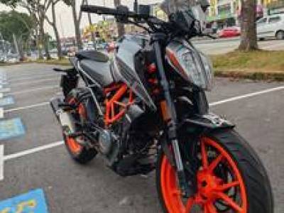 KTM DUKE 250 ABS V3-FULLY ORI KILANG 26687km 2023