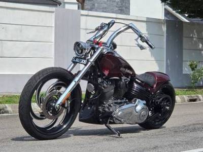2009 HARLEY-DAVIDSON ROCKER C 96ci CBU New 16k KM