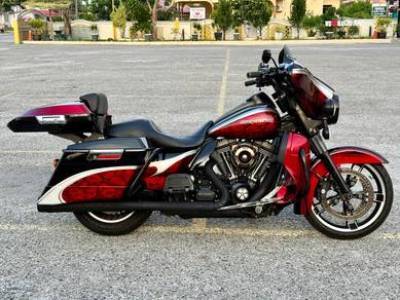 Harley Davidson Street Glide SG Cantik