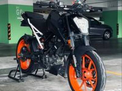 KTM Duke 200 V2 ABS