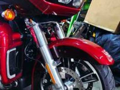 HARLEY DAVIDSON ROAD GLIDE ULTRA M8 like New!