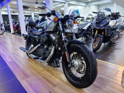 Harley Davidson XL 1200 X SPORTSTER FORTY EIGHT