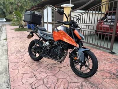 KTM Duke 250 v3