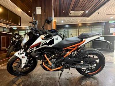 KTM DUKE 250????USED????Loan Available????