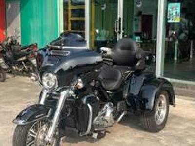 Harley Davidson Tri Glide Ultra 114 FLHTCUTG 1870