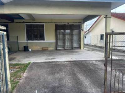 Johor Kluang Not Furnished Terraced House For Rent