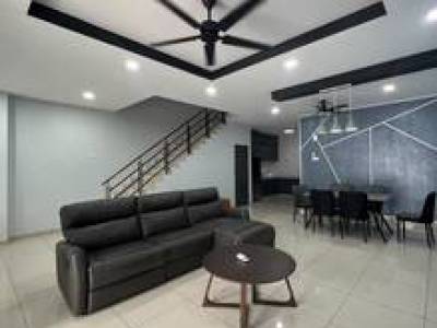 Bandar Putra IOI Jalan Camar | Fully Furnished 4 1R3B